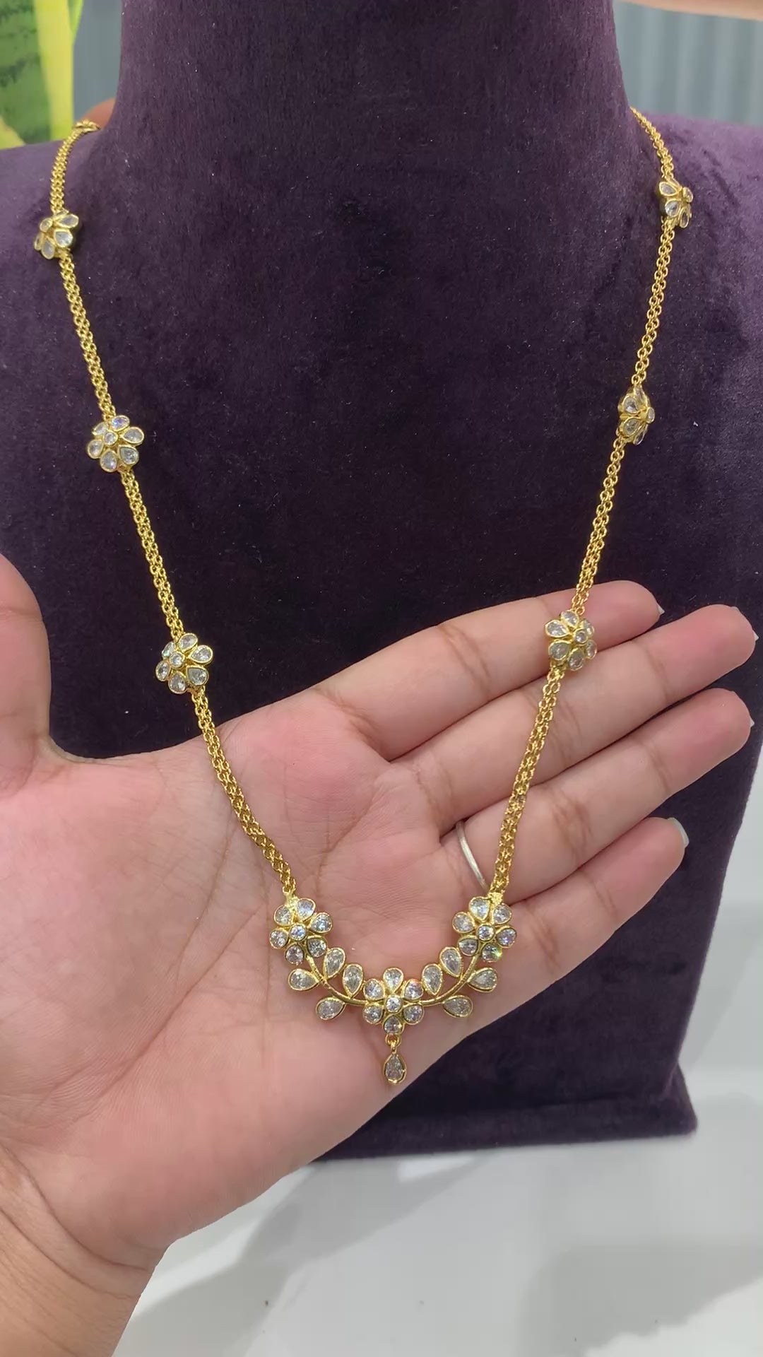Beautiful chain set