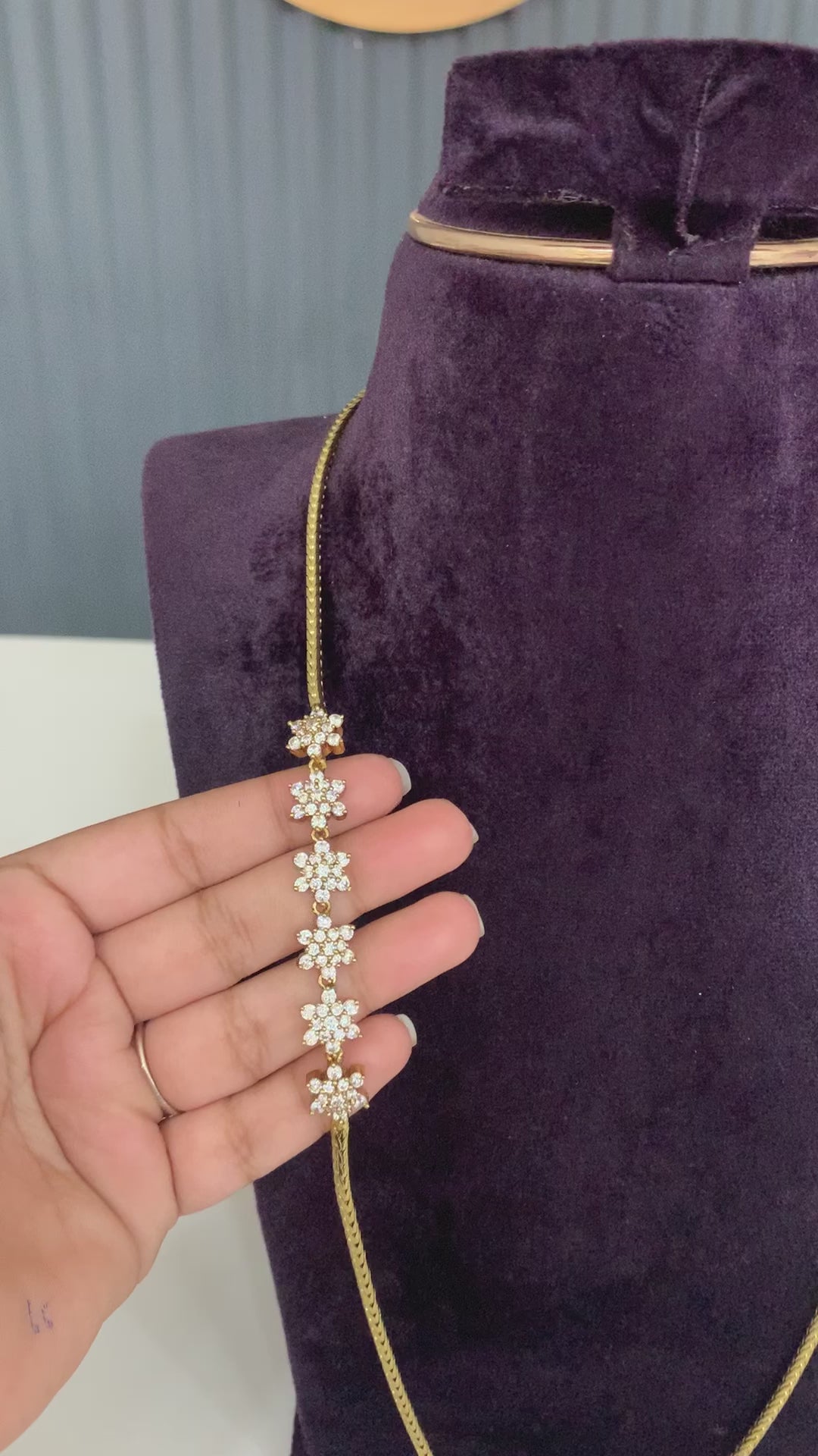 Beautiful premium thali chain