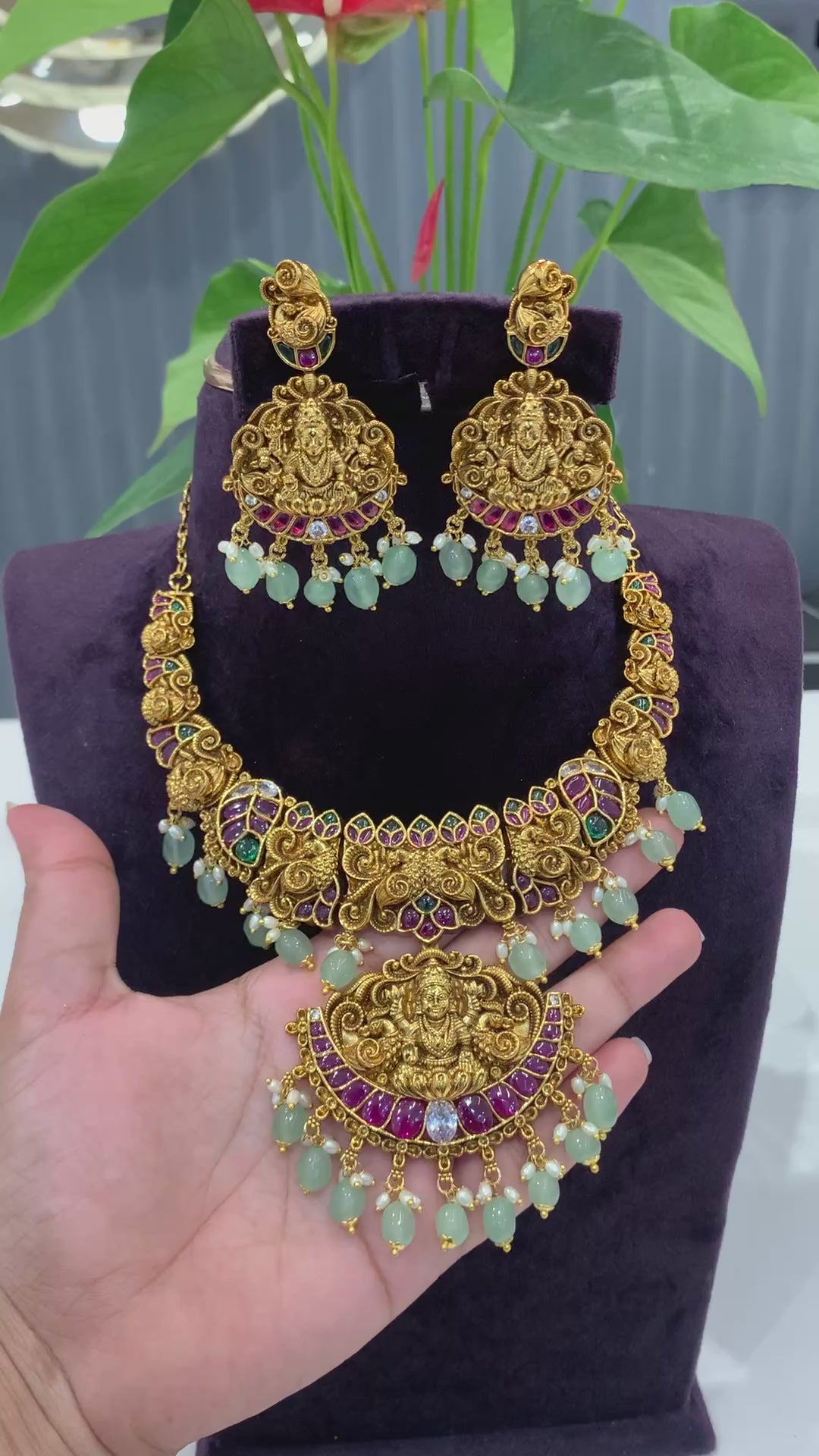 Beautiful premium nakshi necklace