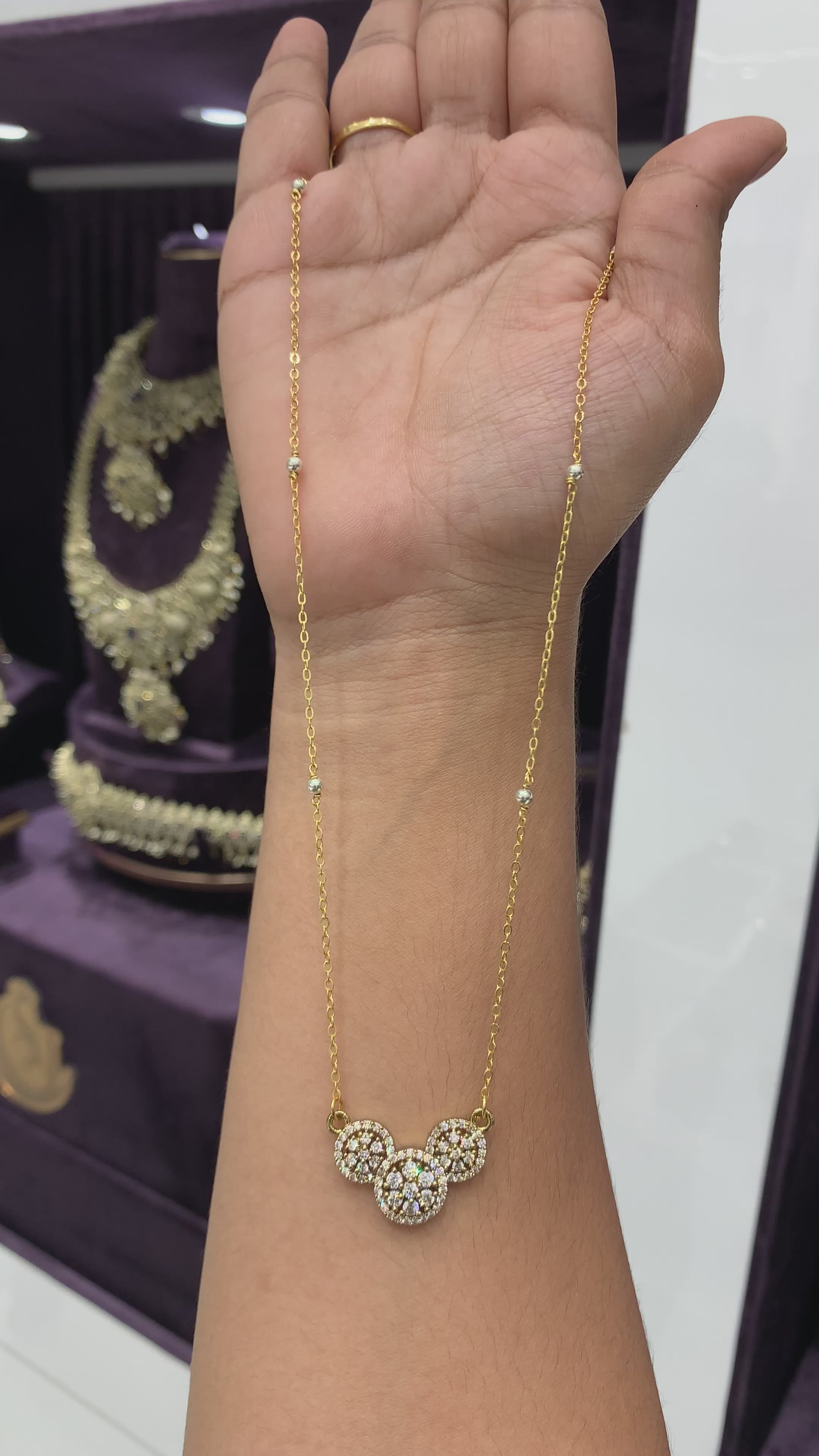 Beautiful locket with Chain
