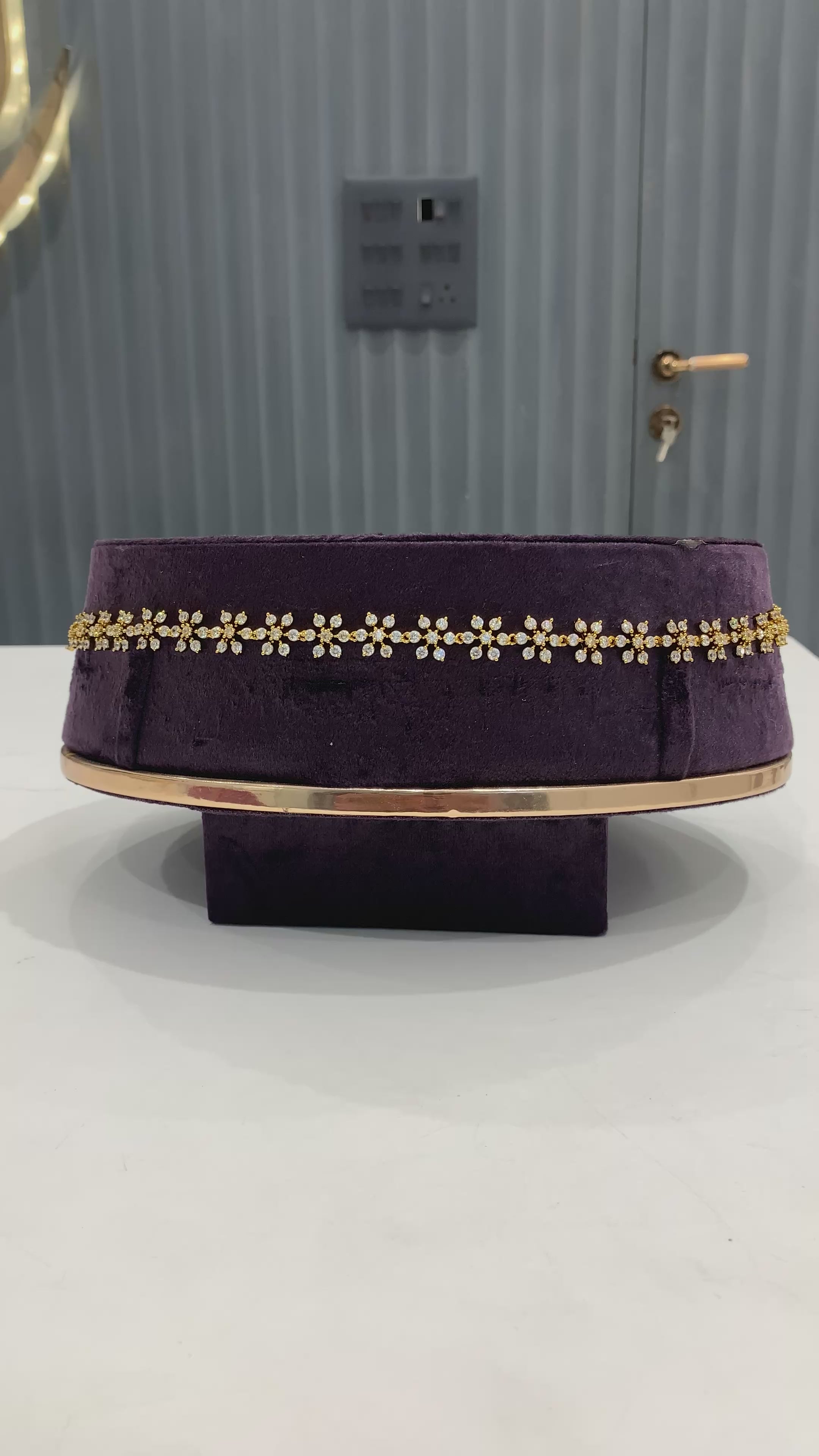 Stylish chain vaddanam