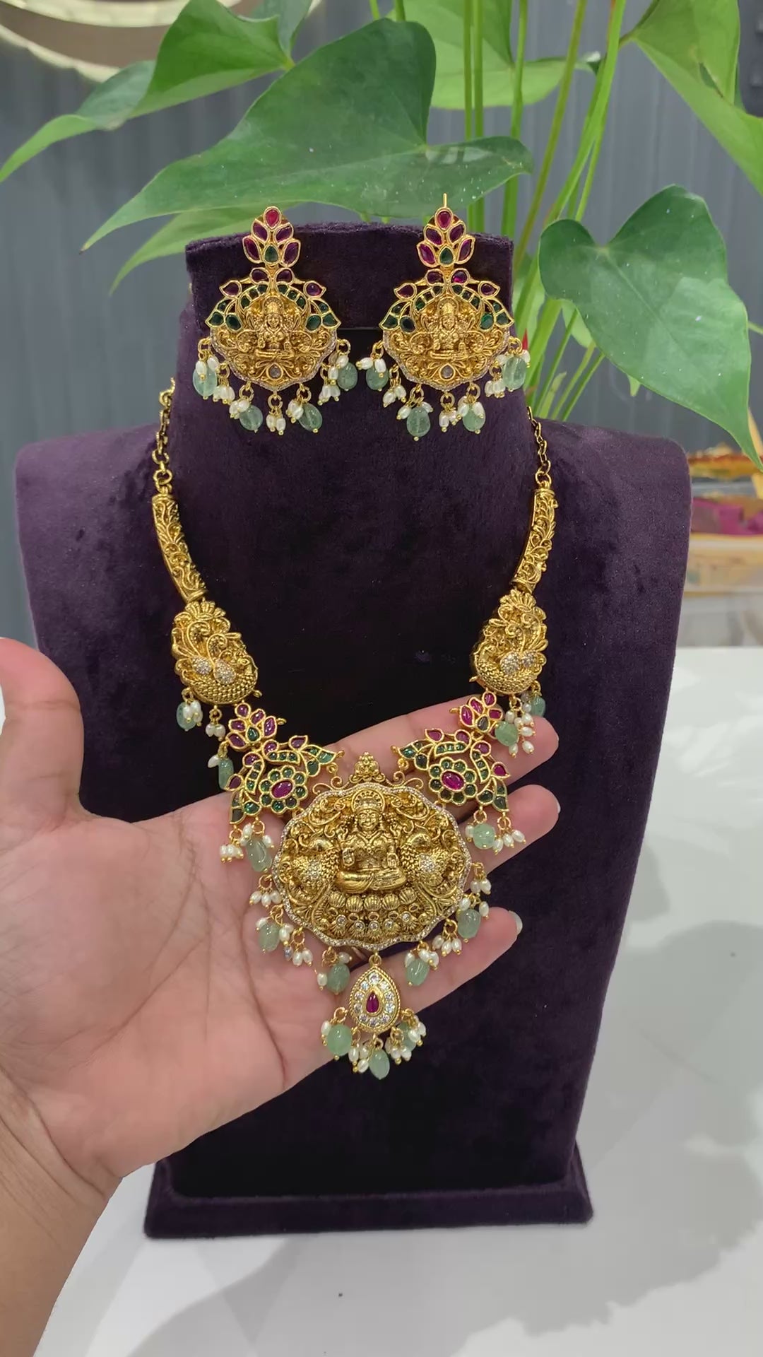 Beautiful nakshi necklace
