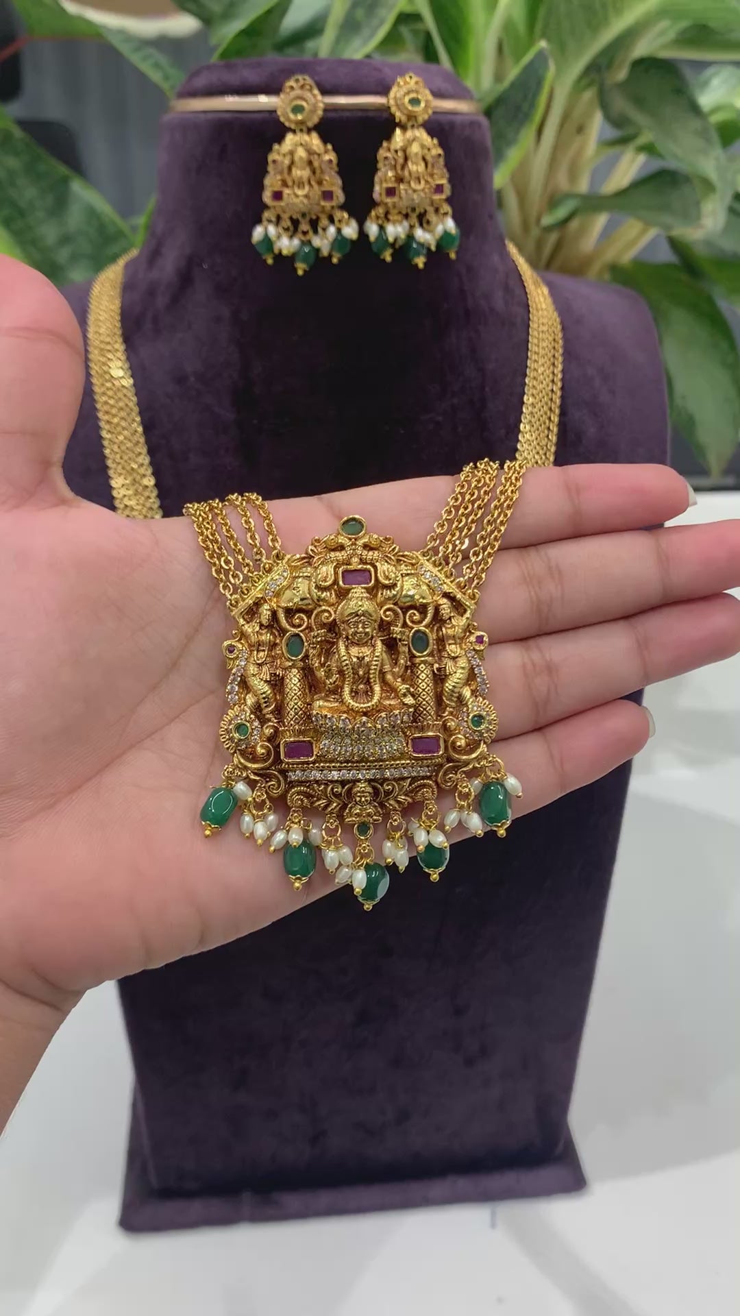 Beautiful chandraharam set