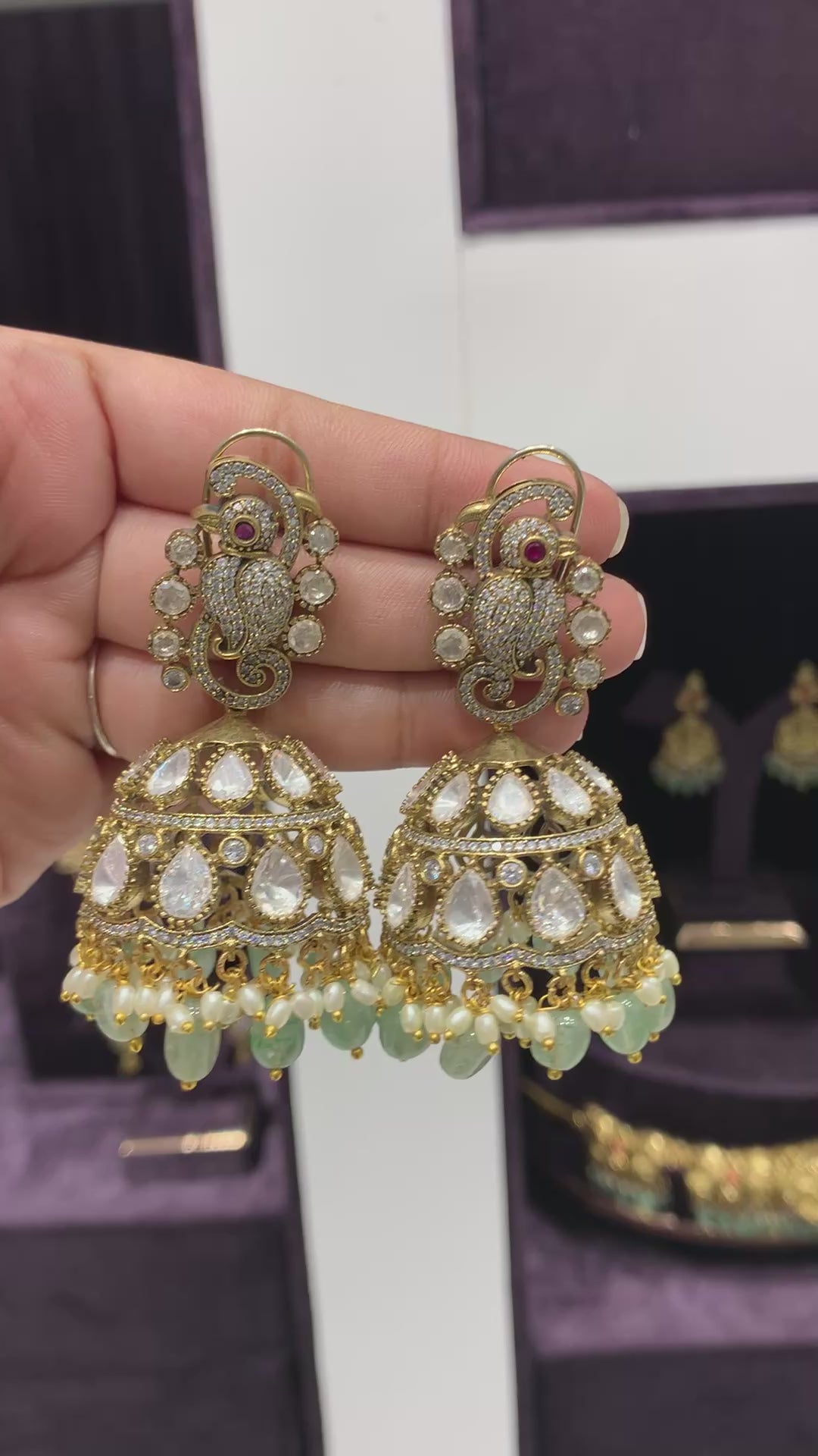 Beautiful real moissanite stone heavy jumkies
