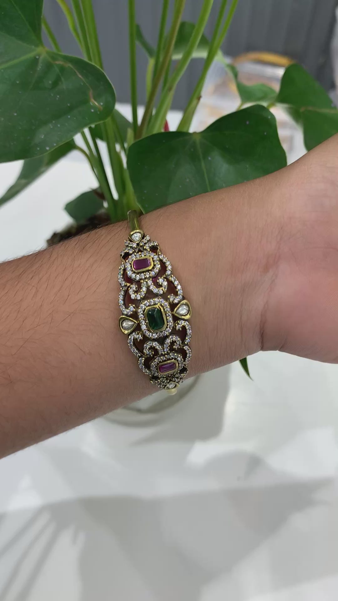 Beautiful kada bracelet mehandhi polish