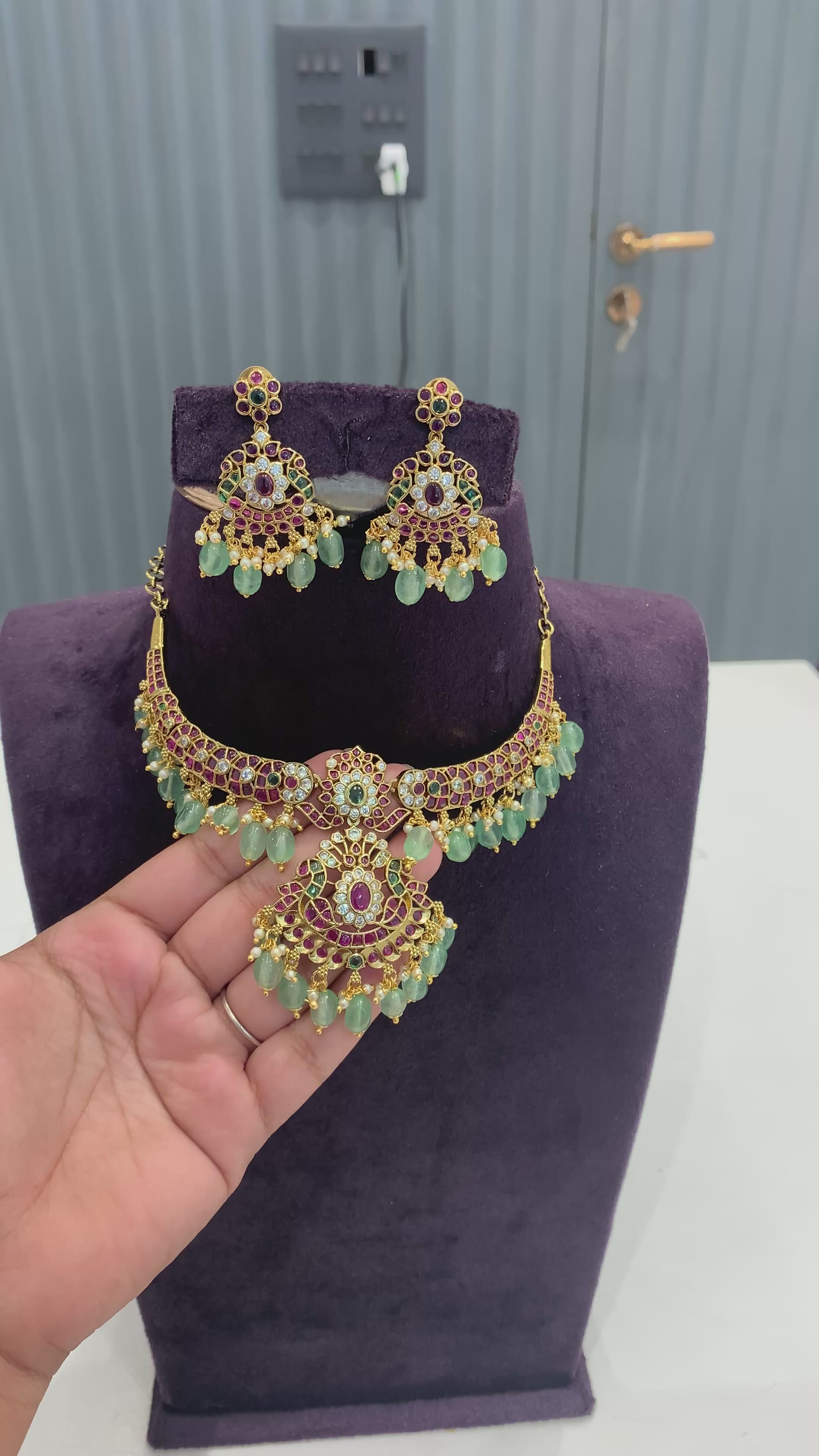 Beautiful premium necklace Kanti style
