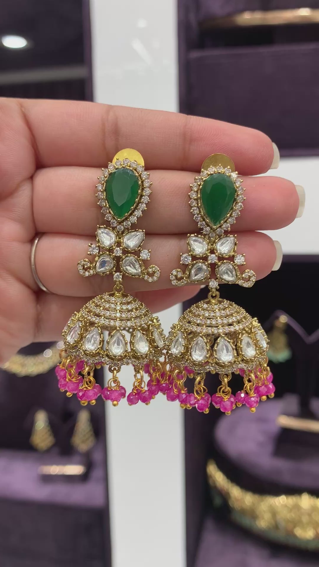 Beautiful jumkies