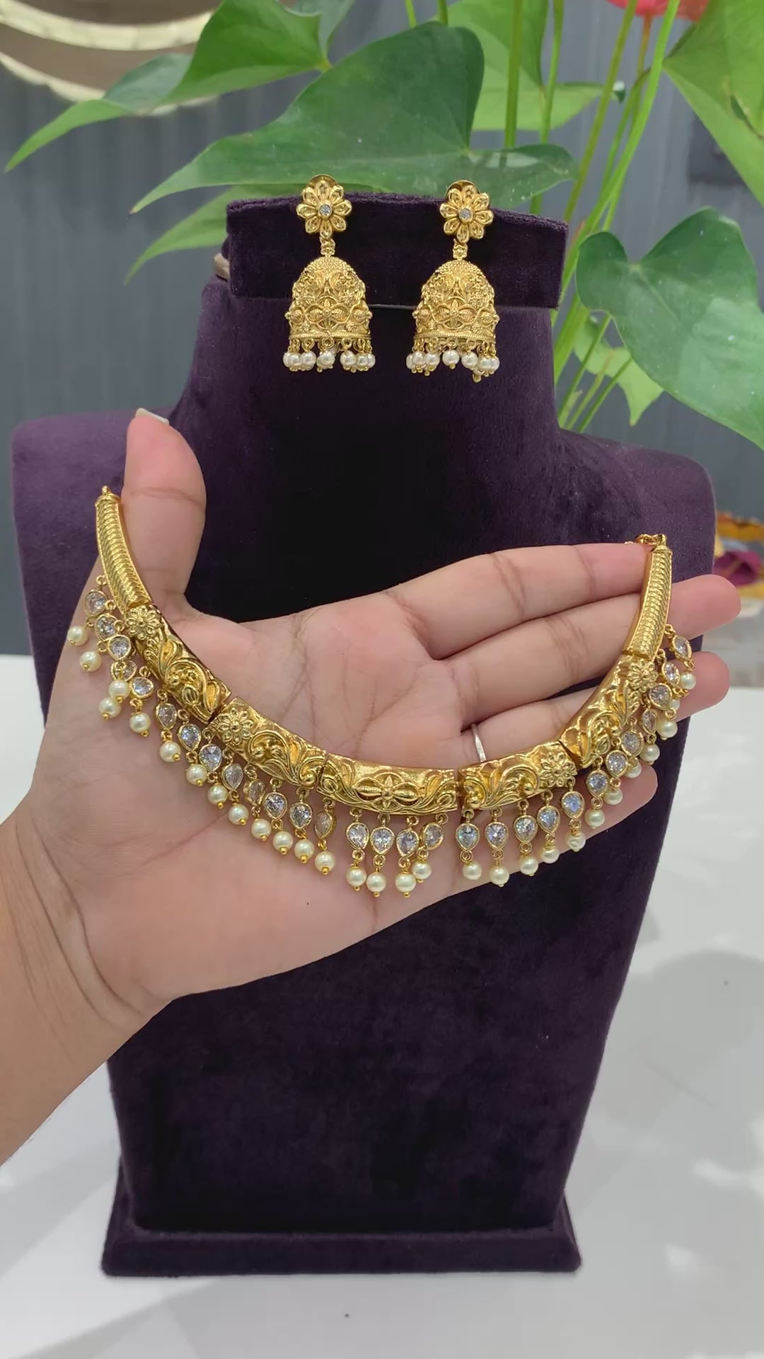 Beautiful kanti pattern neckset