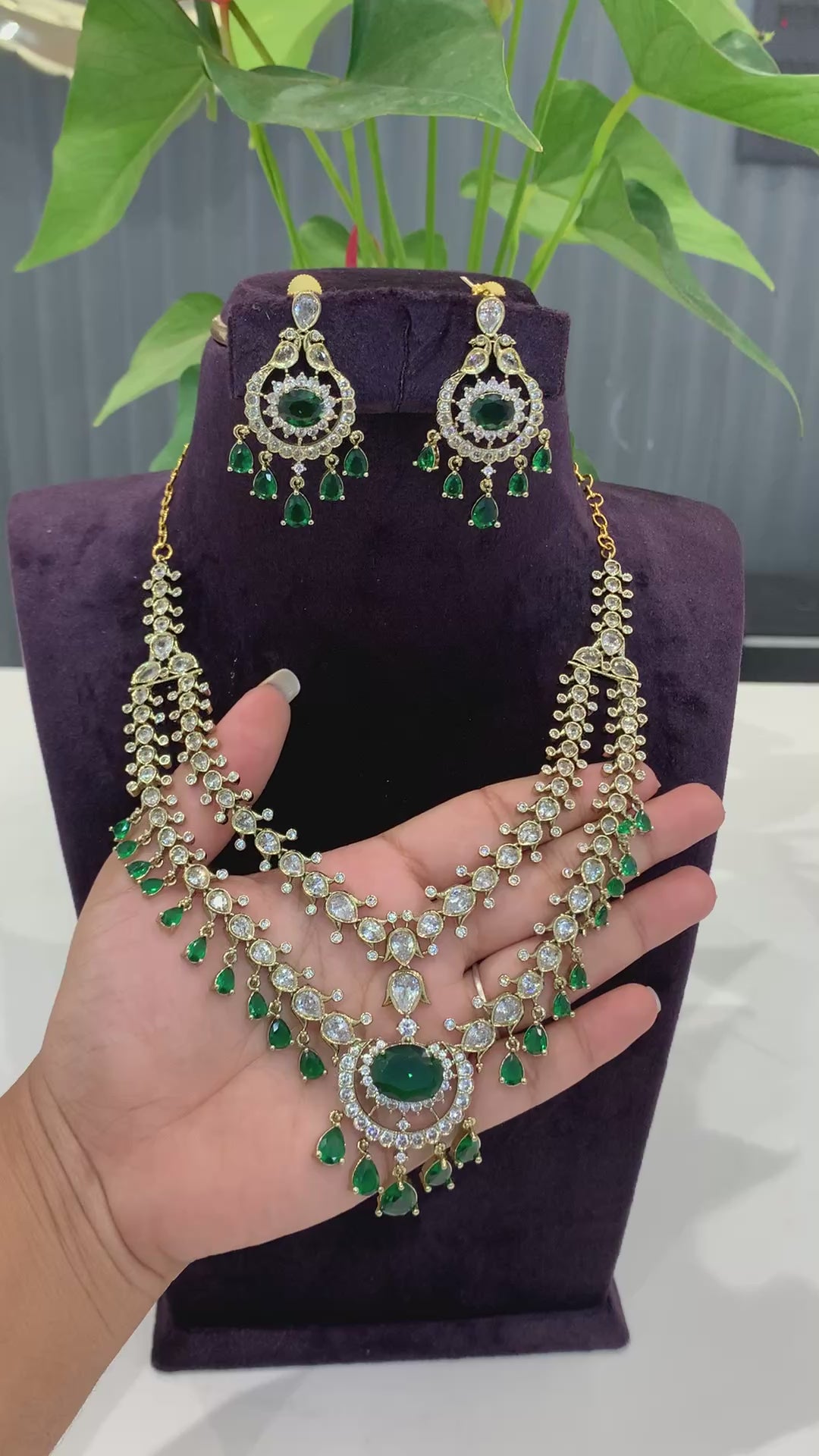 Beautiful green stone necklace