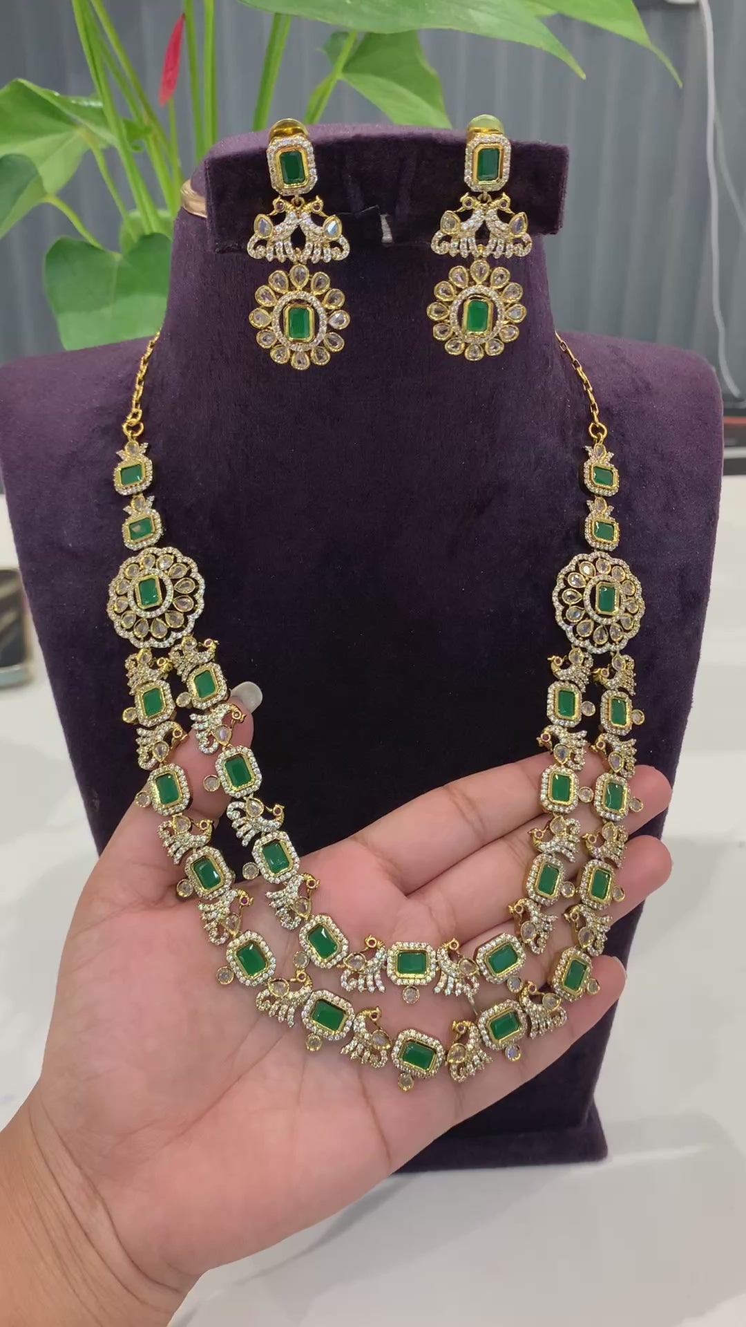 Beautiful mehandhi polish mini haram