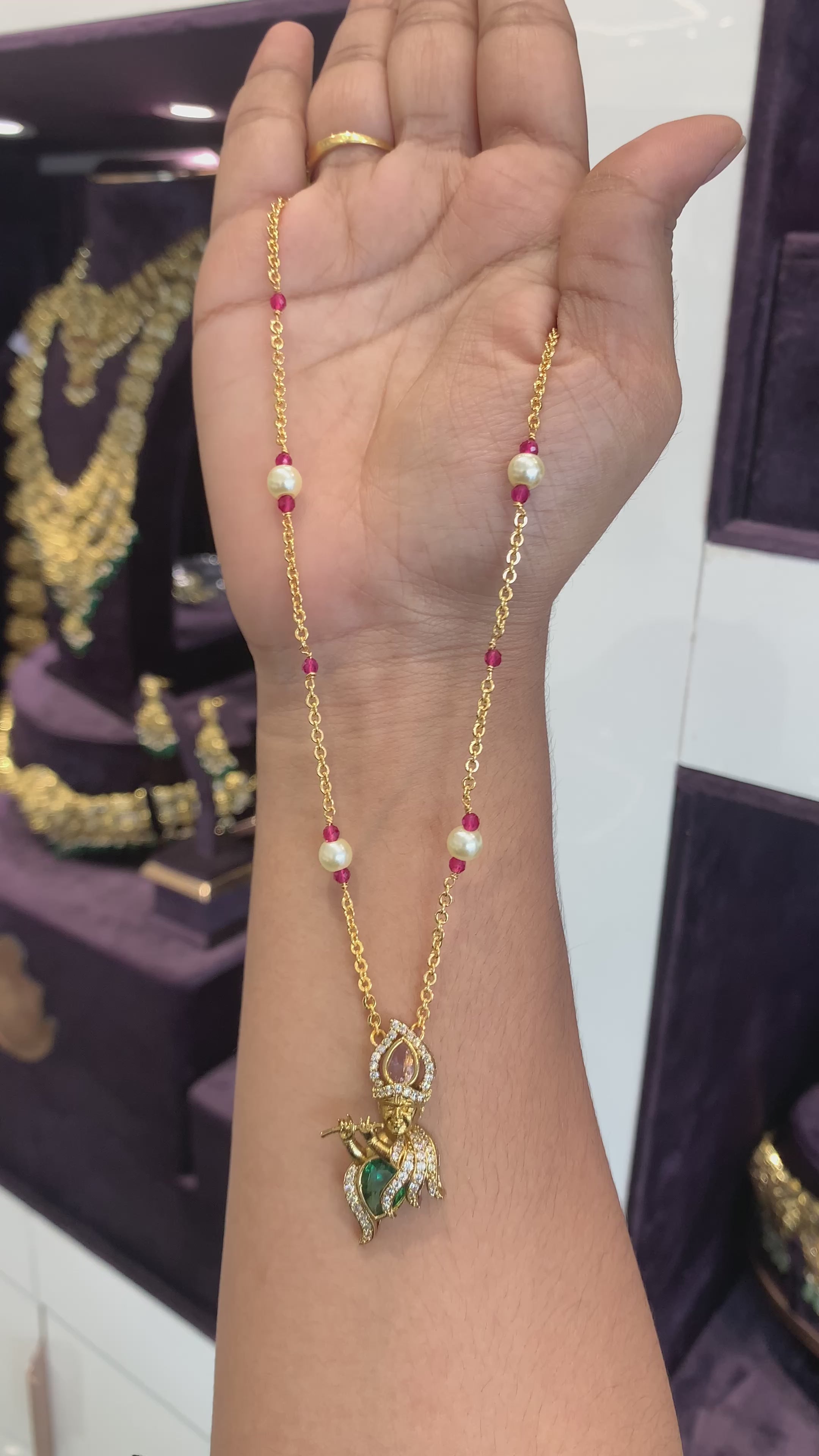 Simple chain with krishna locket