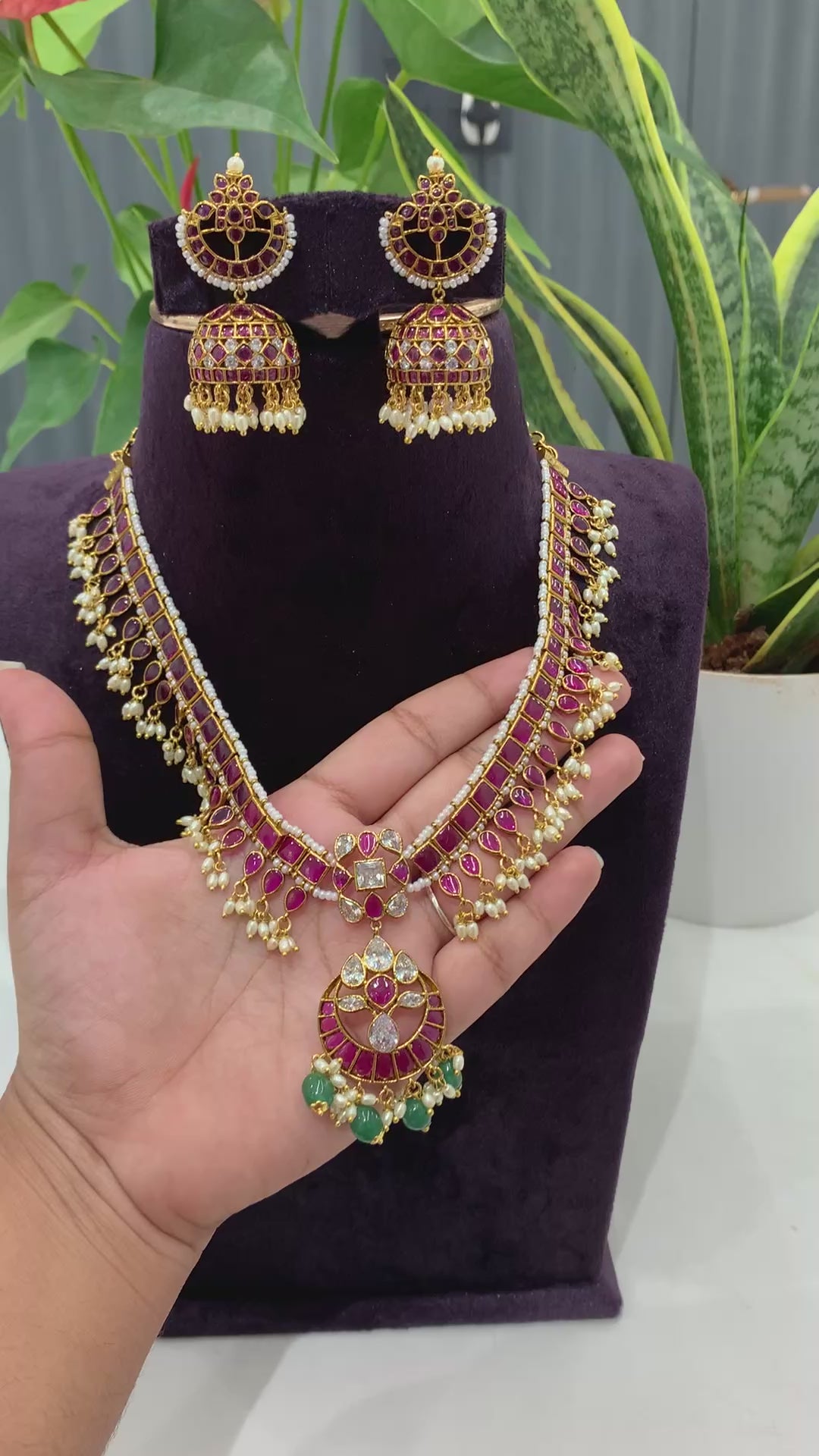 Beautiful kempu stone trending neckset