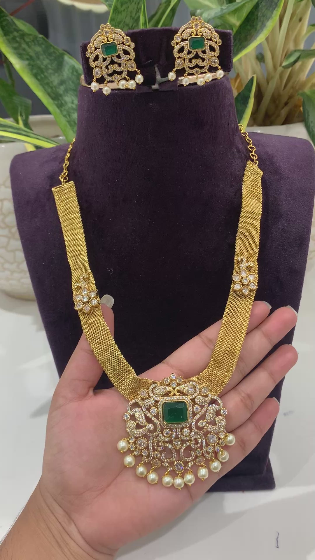 Beautiful mini necklace