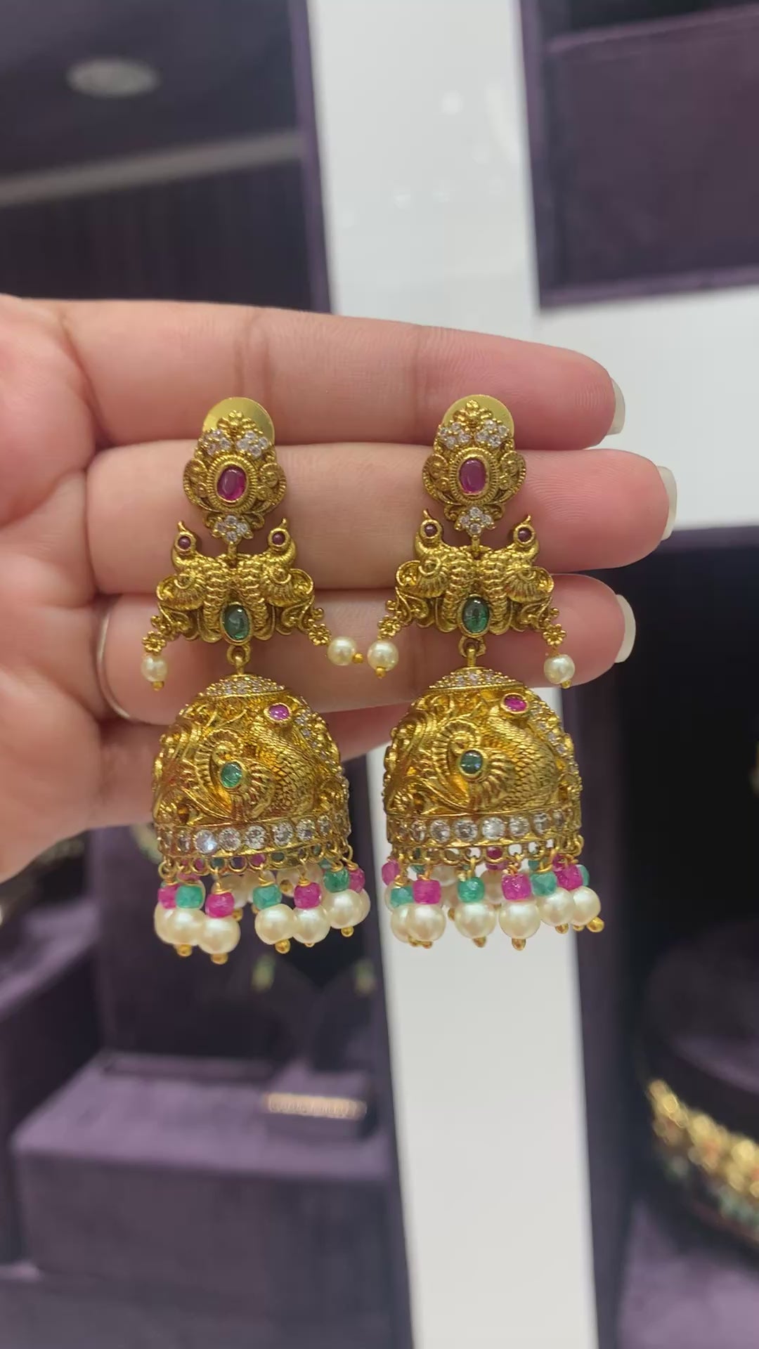 Beautiful nakshi jumkies