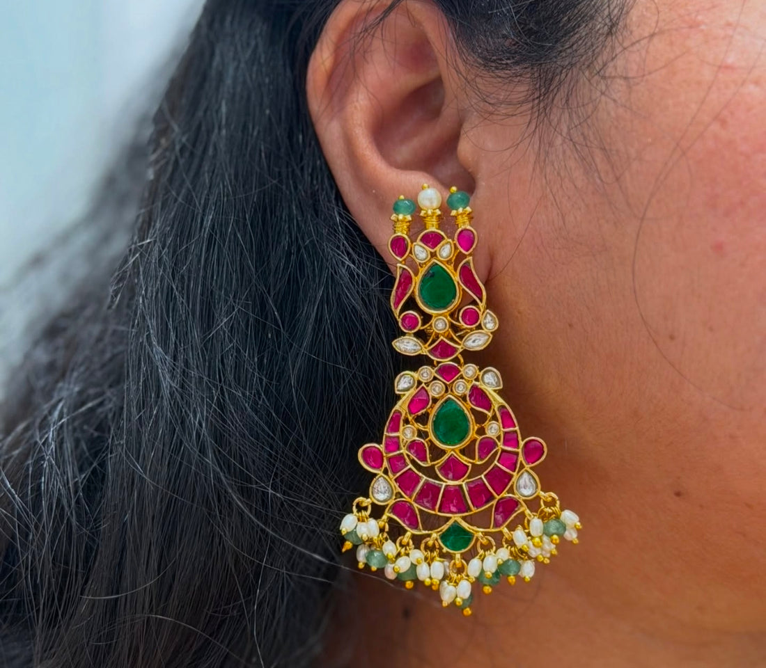Beautiful premium jadav necklace